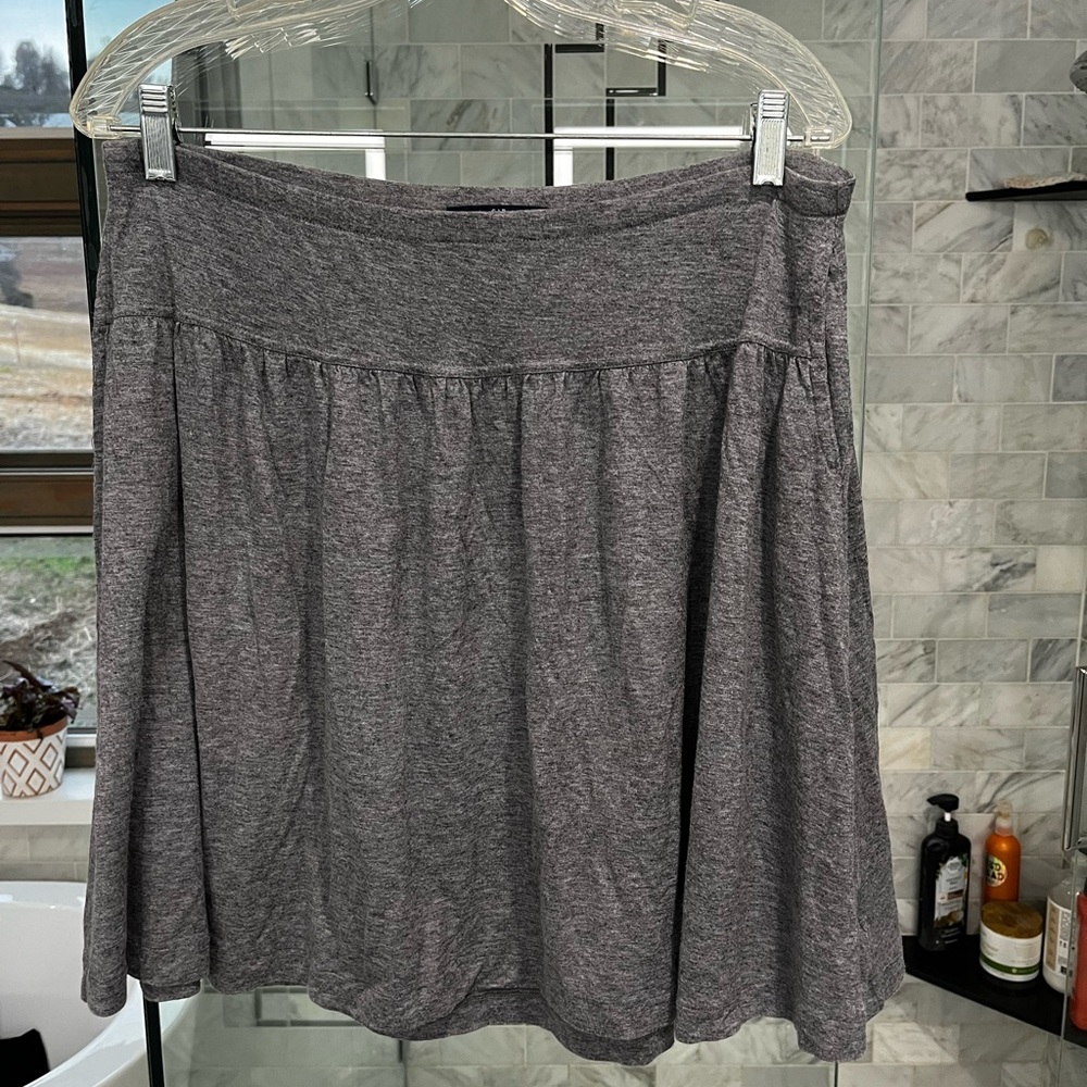 Gap Gray Skirt